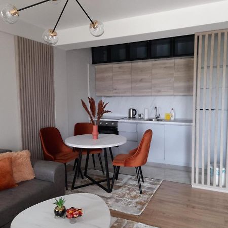 Centar Two Apartment Skopje Zewnętrze zdjęcie