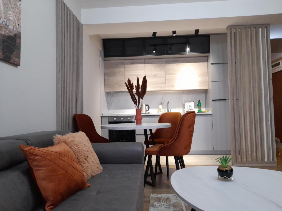 Centar Two Apartment Skopje Zewnętrze zdjęcie